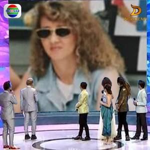 Meet your Posher, Daniela